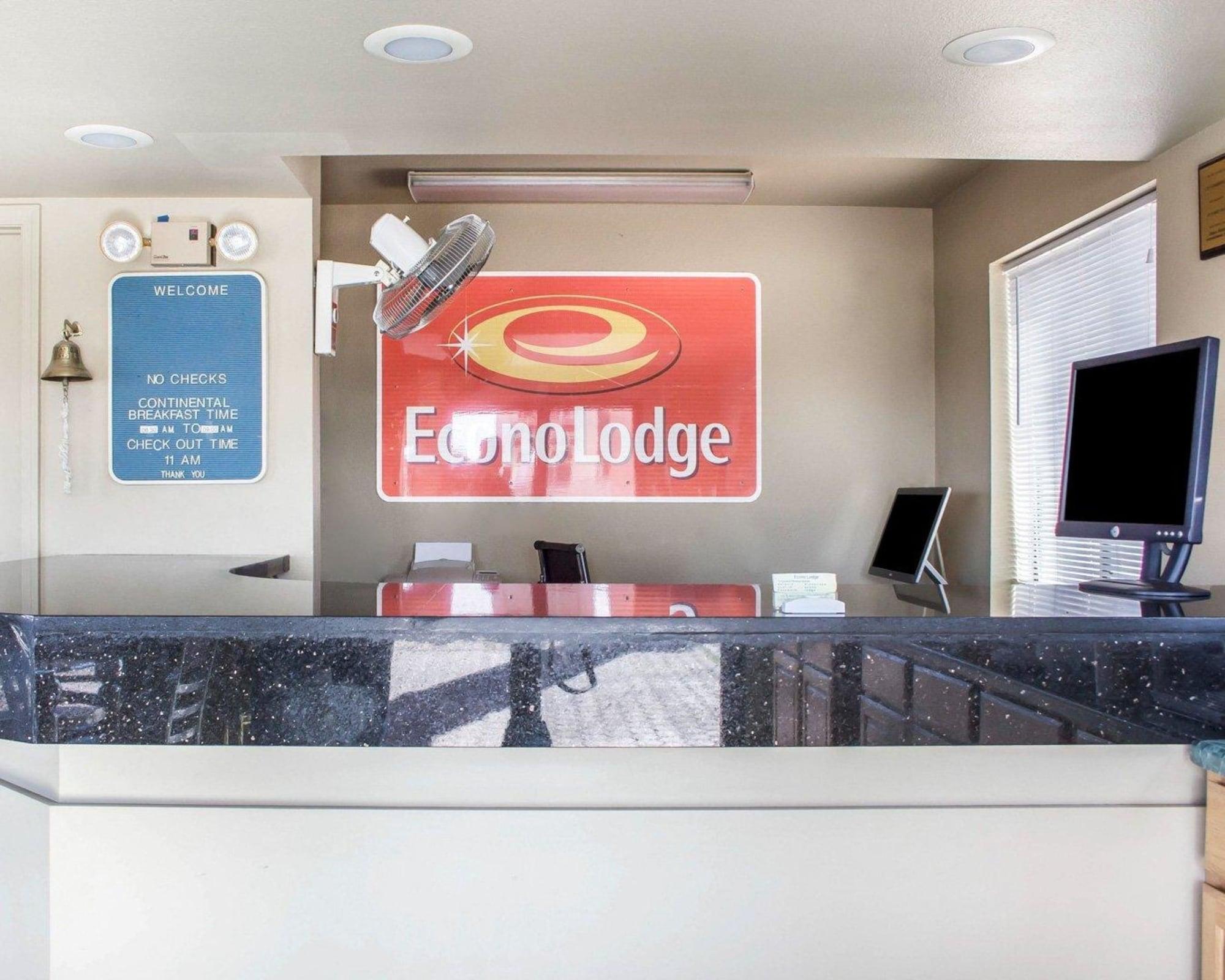Travelodge by Wyndham Kingman Eksteriør bilde