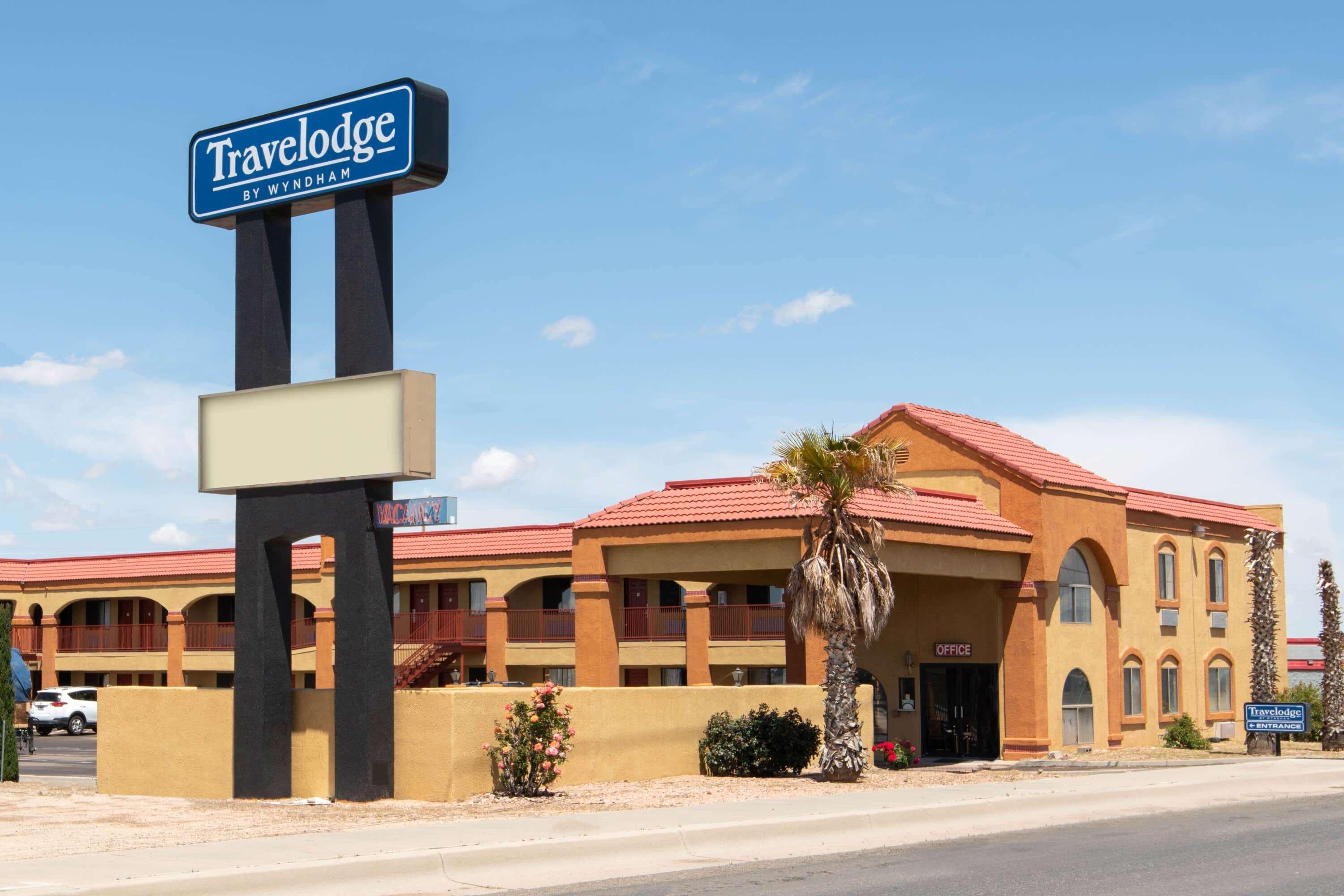 Travelodge by Wyndham Kingman Eksteriør bilde