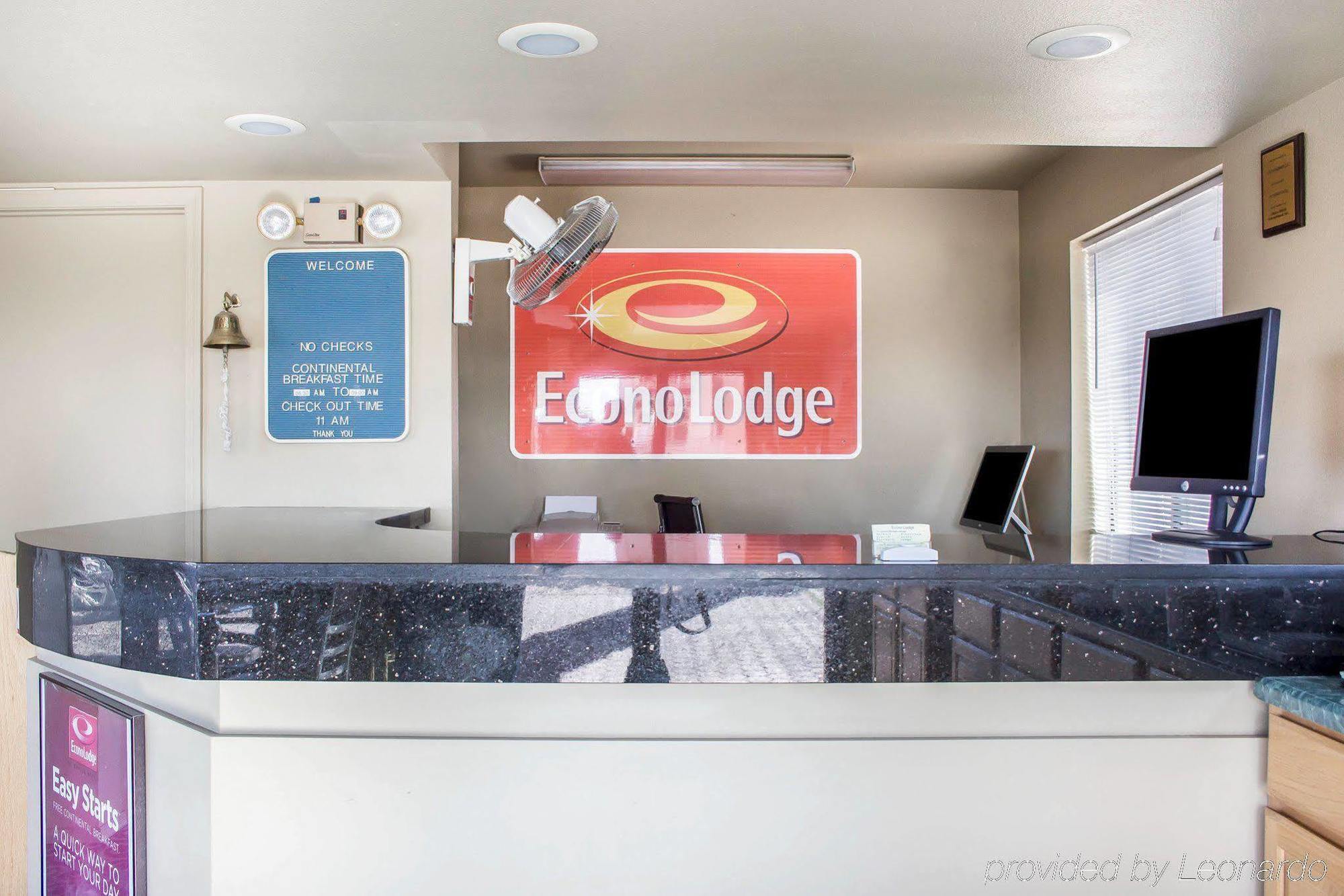 Travelodge by Wyndham Kingman Eksteriør bilde