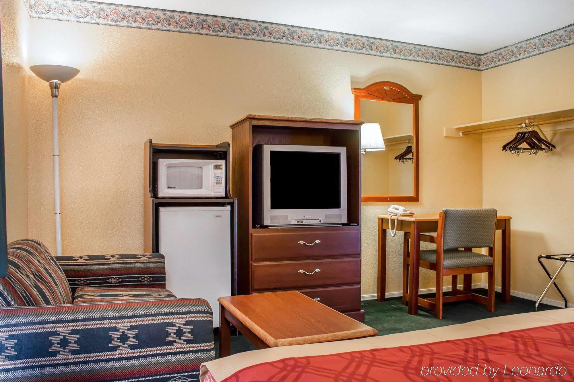 Travelodge by Wyndham Kingman Eksteriør bilde